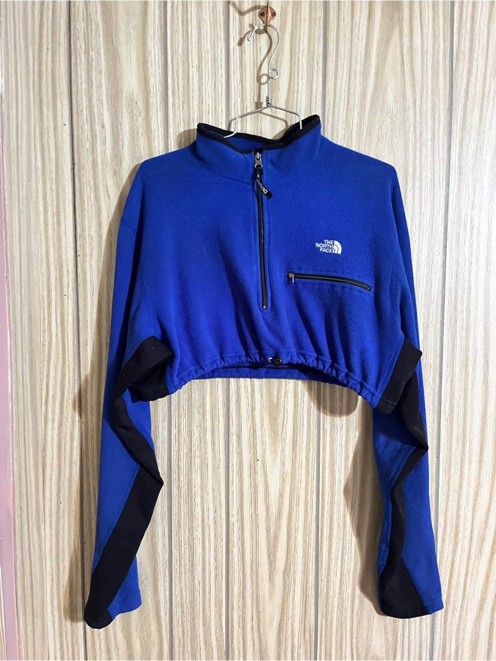 The North Face Women's Royal Blue Cropped Half-Zip Pullover